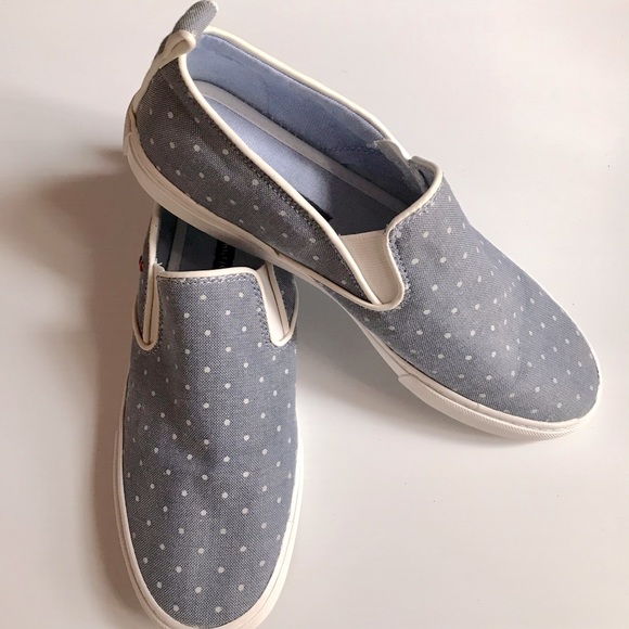 Tommy Hilfiger Slip on Sneaker - Picture 1 of 11